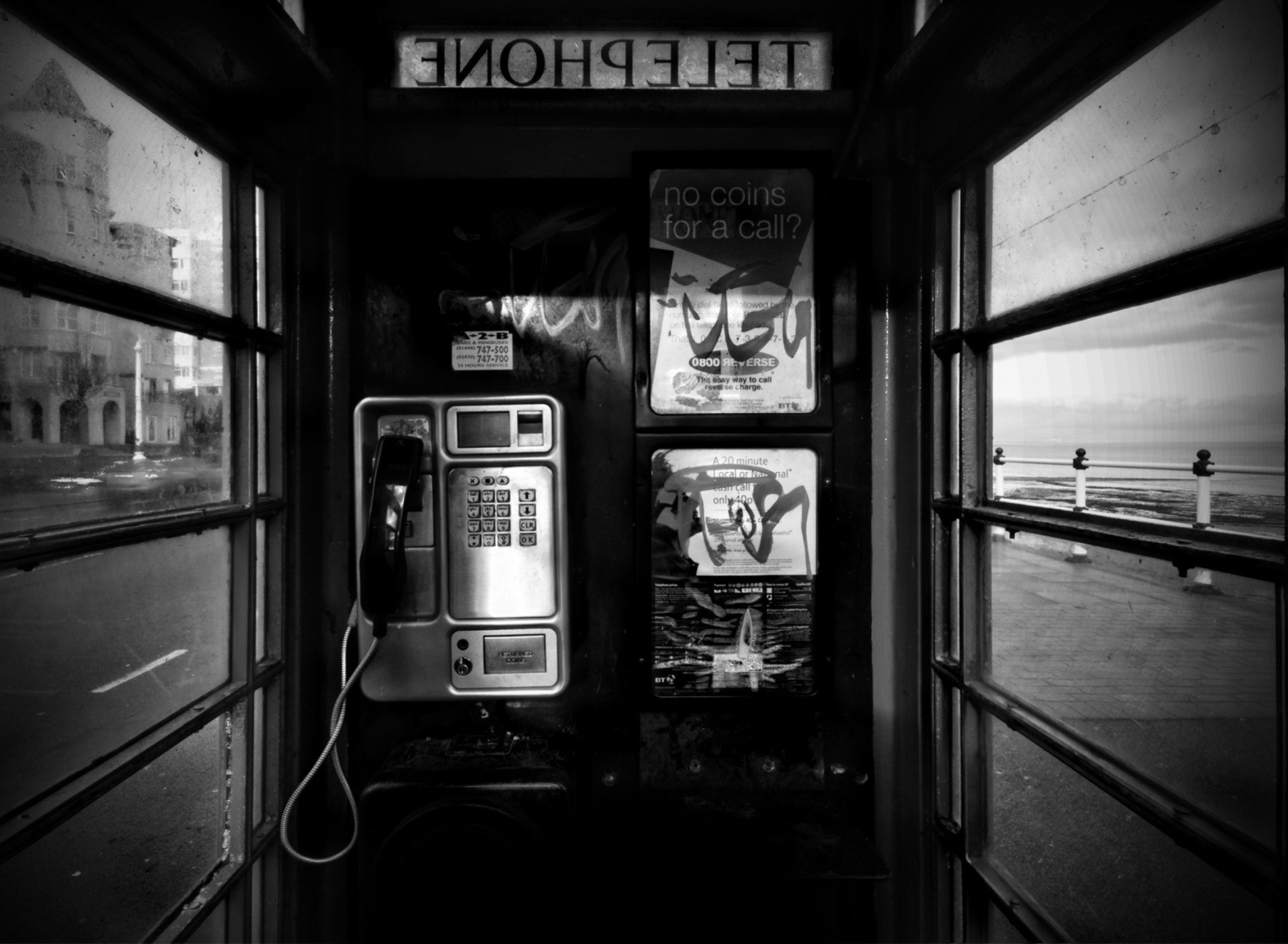 Screenshot №1 pro téma Phone Booth 1920x1408