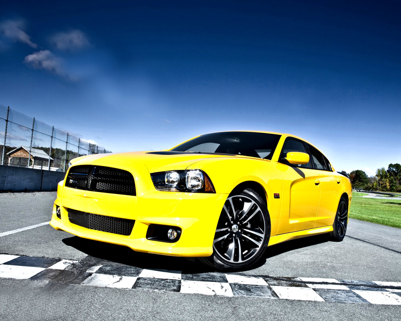 Обои Dodge Charger SRT8 1280x1024