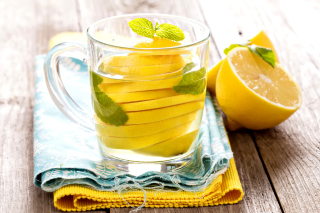 Free Lemon Water Picture for Android, iPhone and iPad