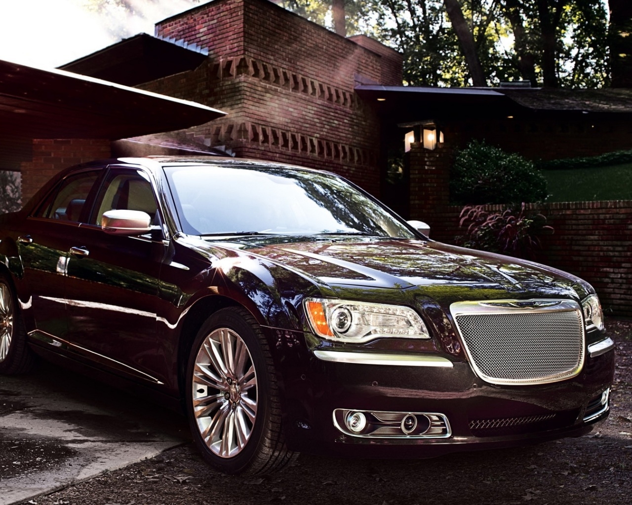 Screenshot №1 pro téma Chrysler 300 2012 1280x1024