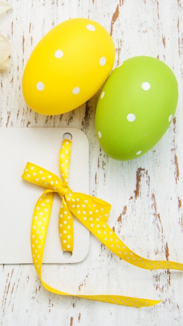 Easter Yellow Eggs Nest wallpaper 360x640