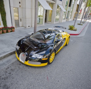 Bugatti Veyron - Obrázkek zdarma pro iPad mini