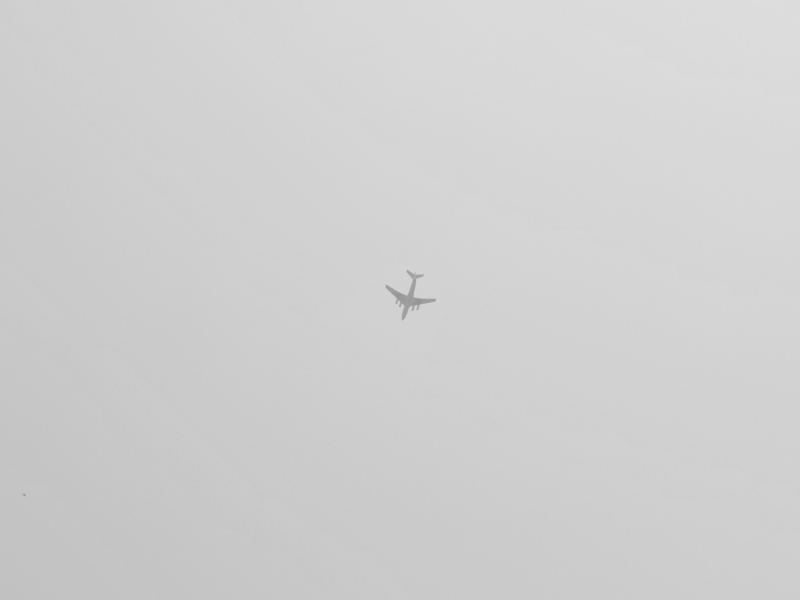 Airplane High In The Sky screenshot #1 800x600