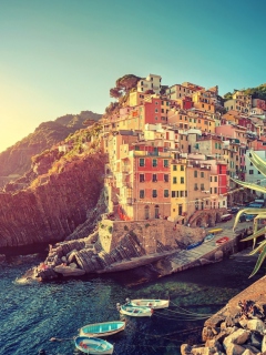 Screenshot №1 pro téma Riomaggiore Vacations 240x320