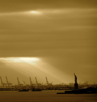 Statue Of Liberty In Sunshine Background for iPad 2
