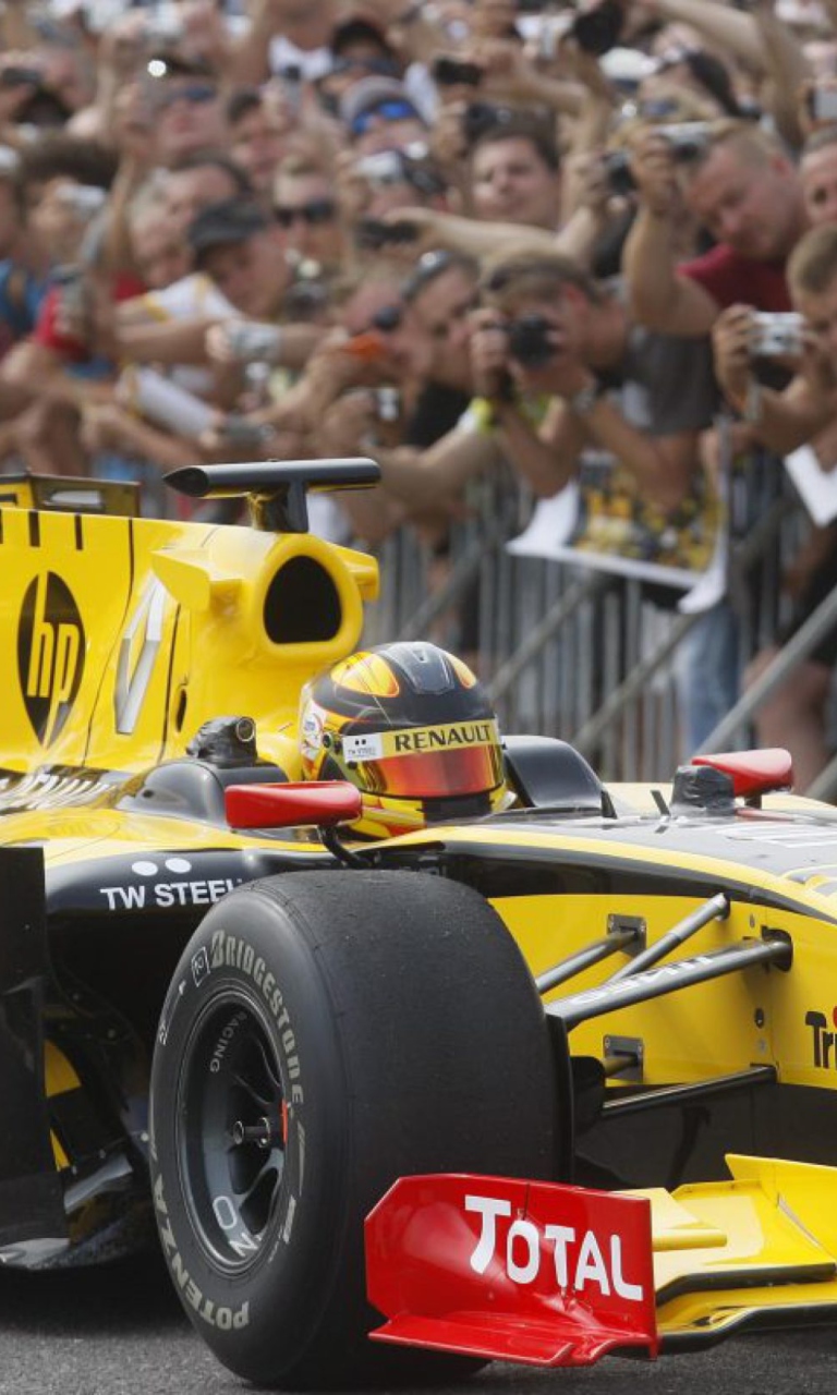 Sfondi N-Gine Renault F1 Team Show, Robert Kubica 768x1280