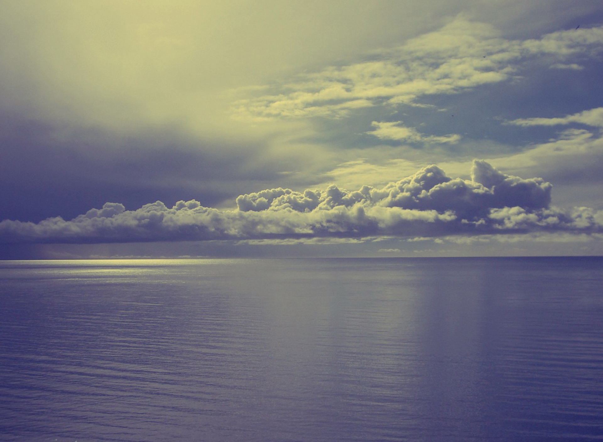 Sea And Clouds wallpaper 1920x1408