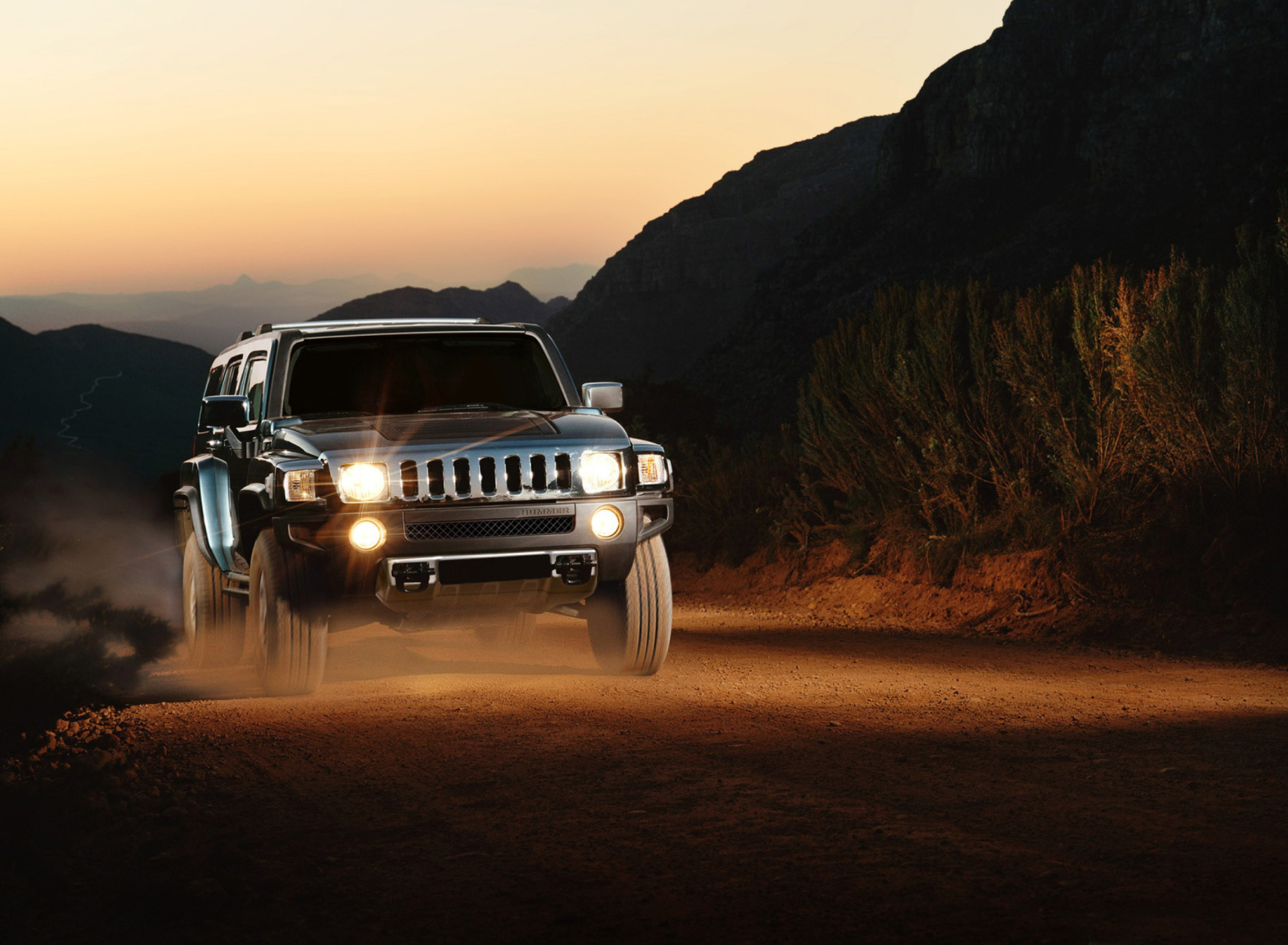 Das Hummer H3 Wallpaper 1920x1408