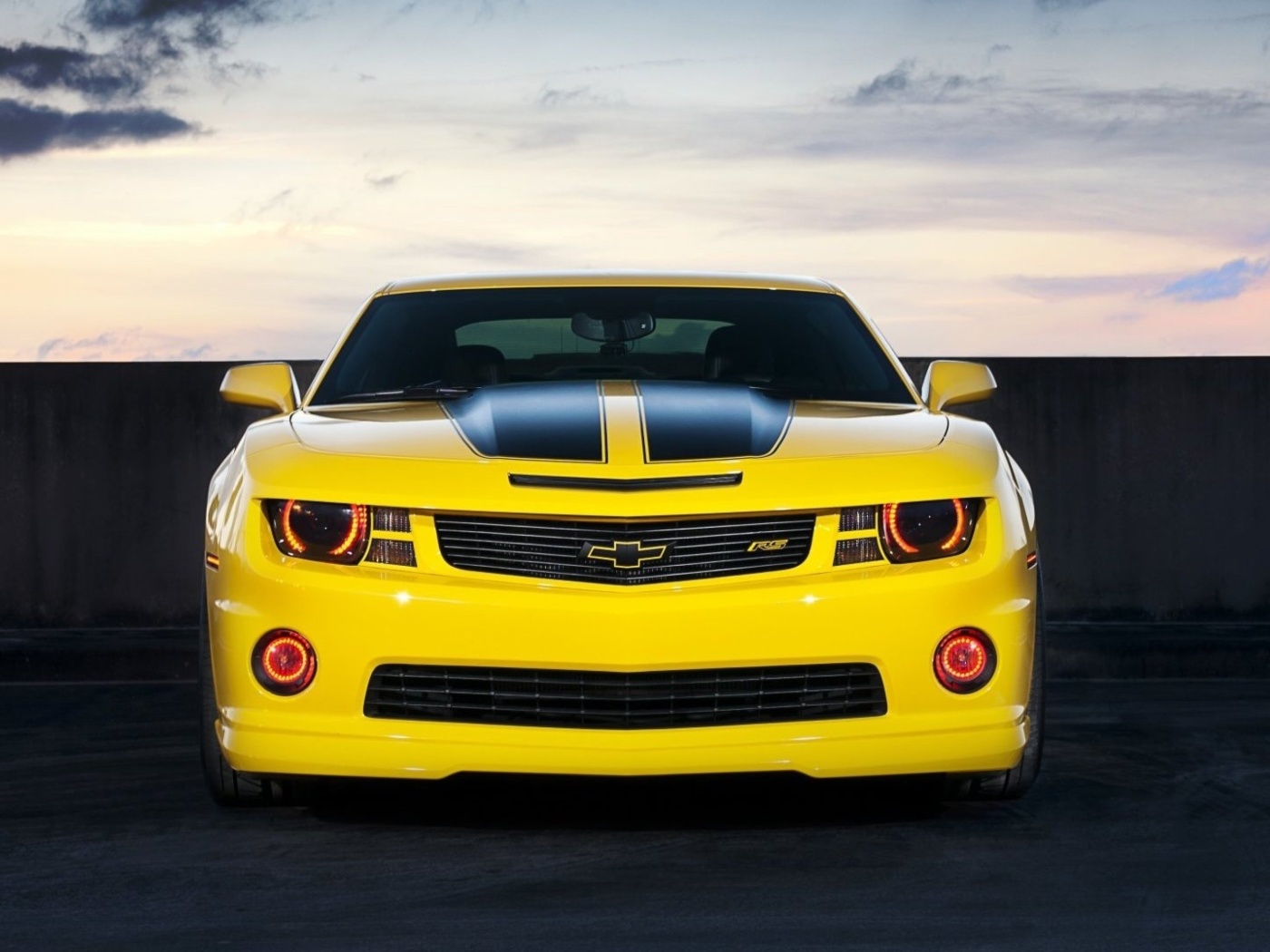 Screenshot №1 pro téma Chevrolet Camaro Sport 1400x1050