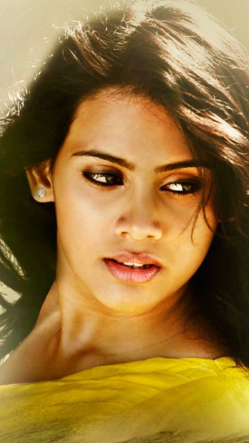 Thulasi Nair screenshot #1 360x640