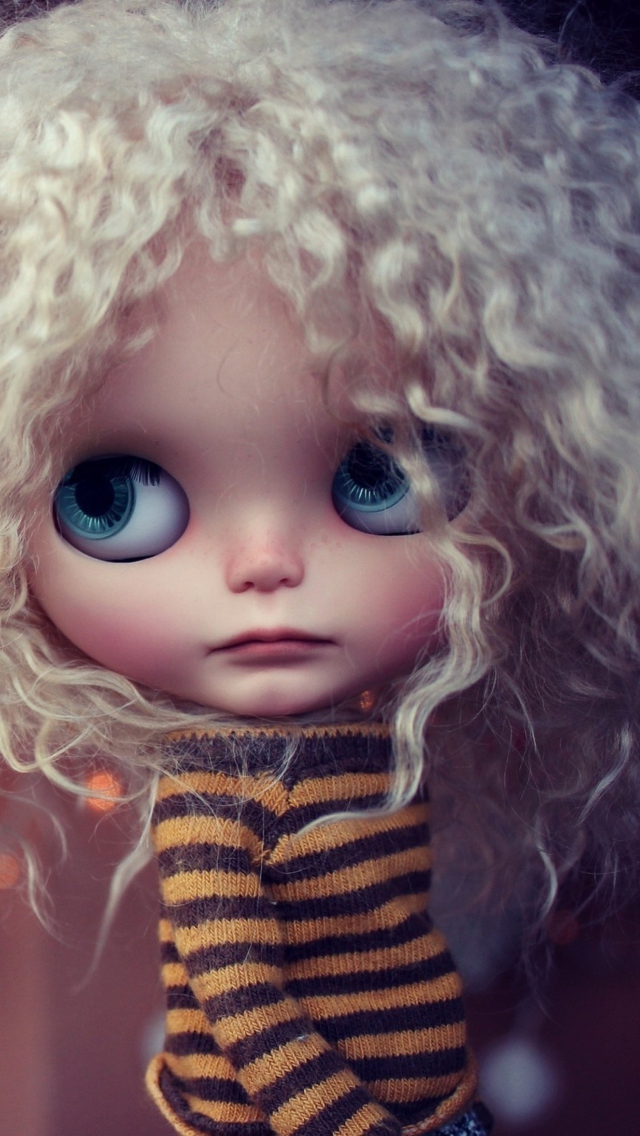 Screenshot №1 pro téma Cute Curly Doll 640x1136