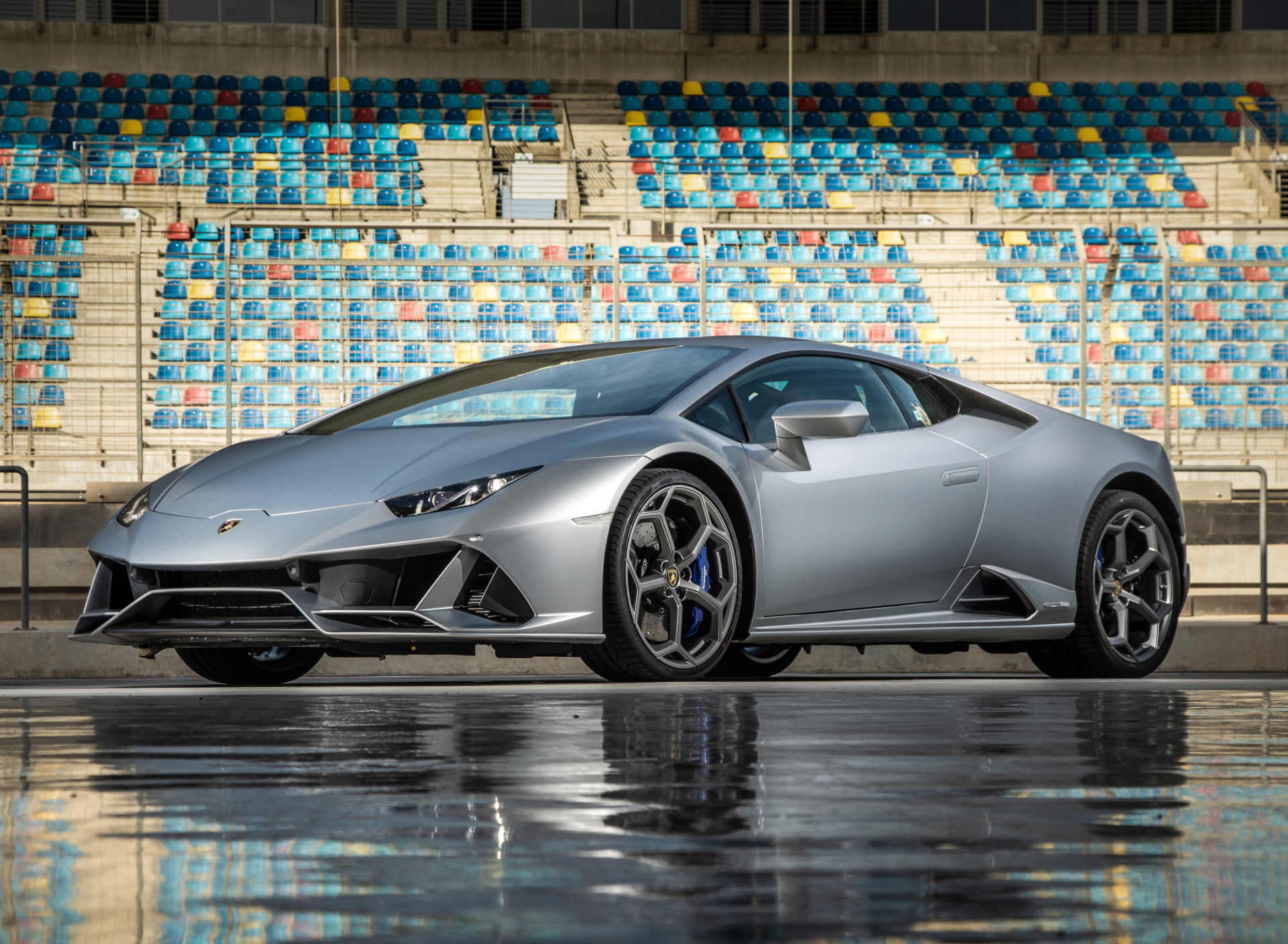 Обои 2020 Lamborghini Huracan Evo 1920x1408