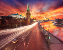 Screenshot №1 pro téma Red Sunset Over Moscow Kremlin 220x176