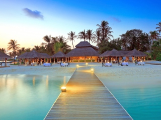 Screenshot №1 pro téma Maldive Islands Resort 320x240