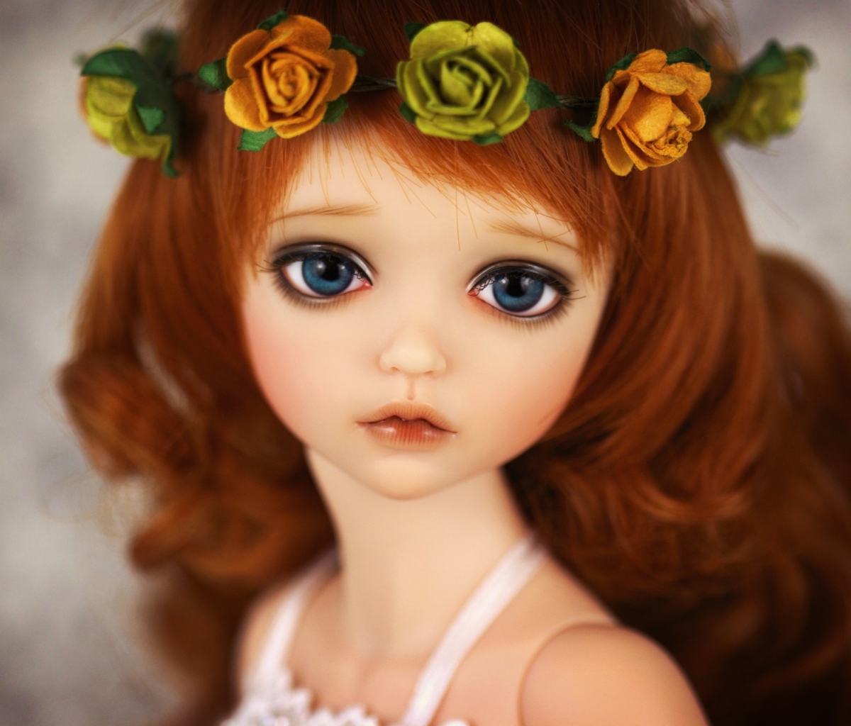 Screenshot №1 pro téma Redhead Doll With Flower Crown 1200x1024