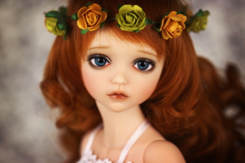 Обои Redhead Doll With Flower Crown 480x320