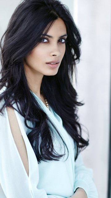 Diana Penty screenshot #1 360x640