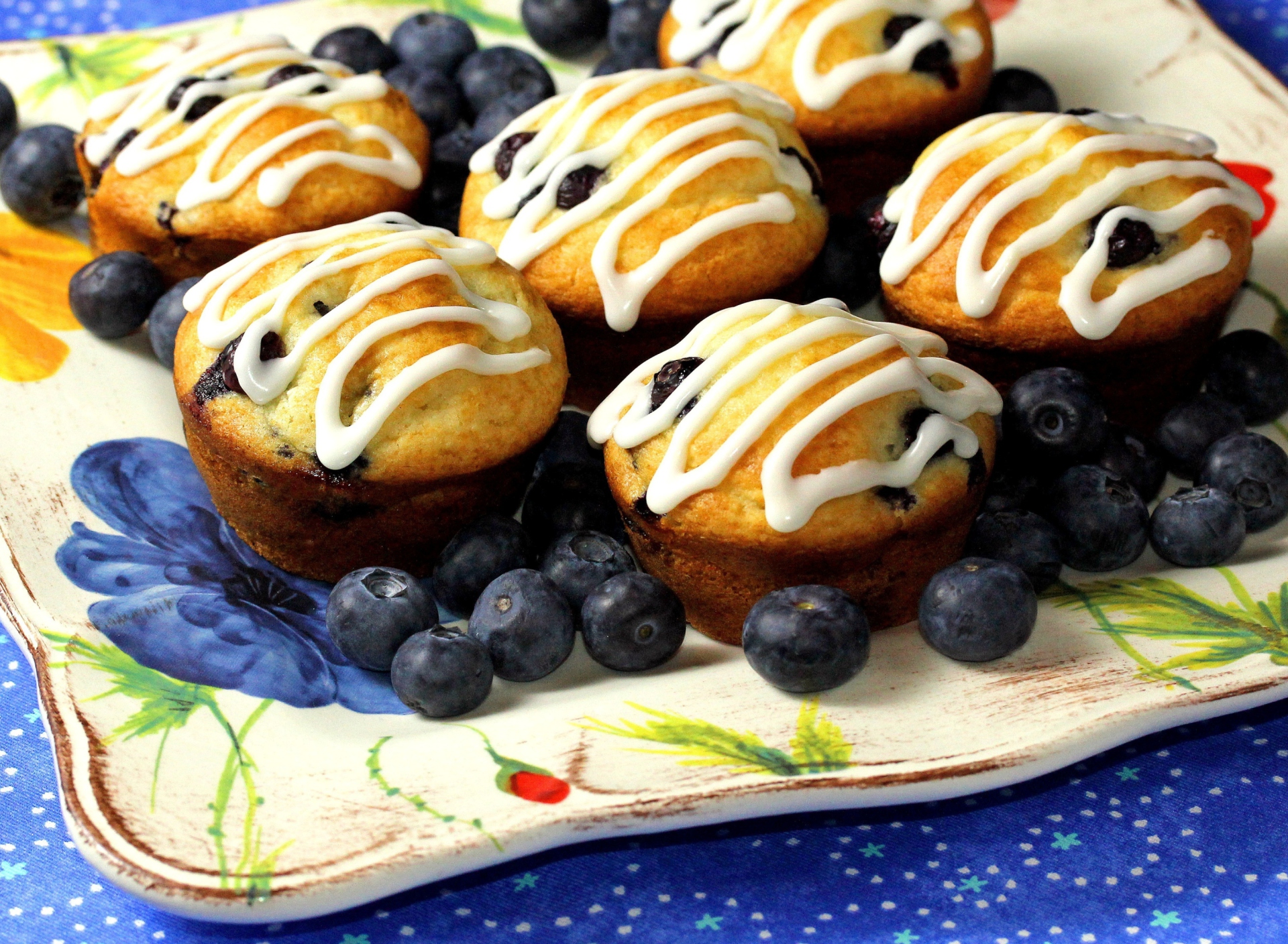 Fondo de pantalla Blueberry Muffins 1920x1408
