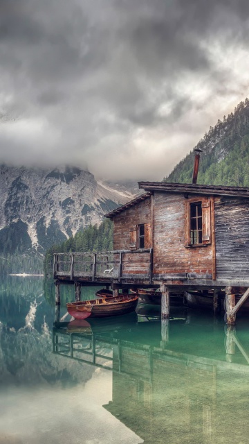 Обои Lake Braies - South Tyrol 360x640