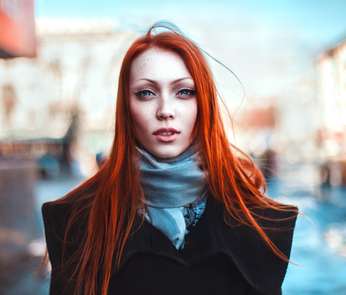 Sfondi Gorgeous Redhead Girl 1200x1024
