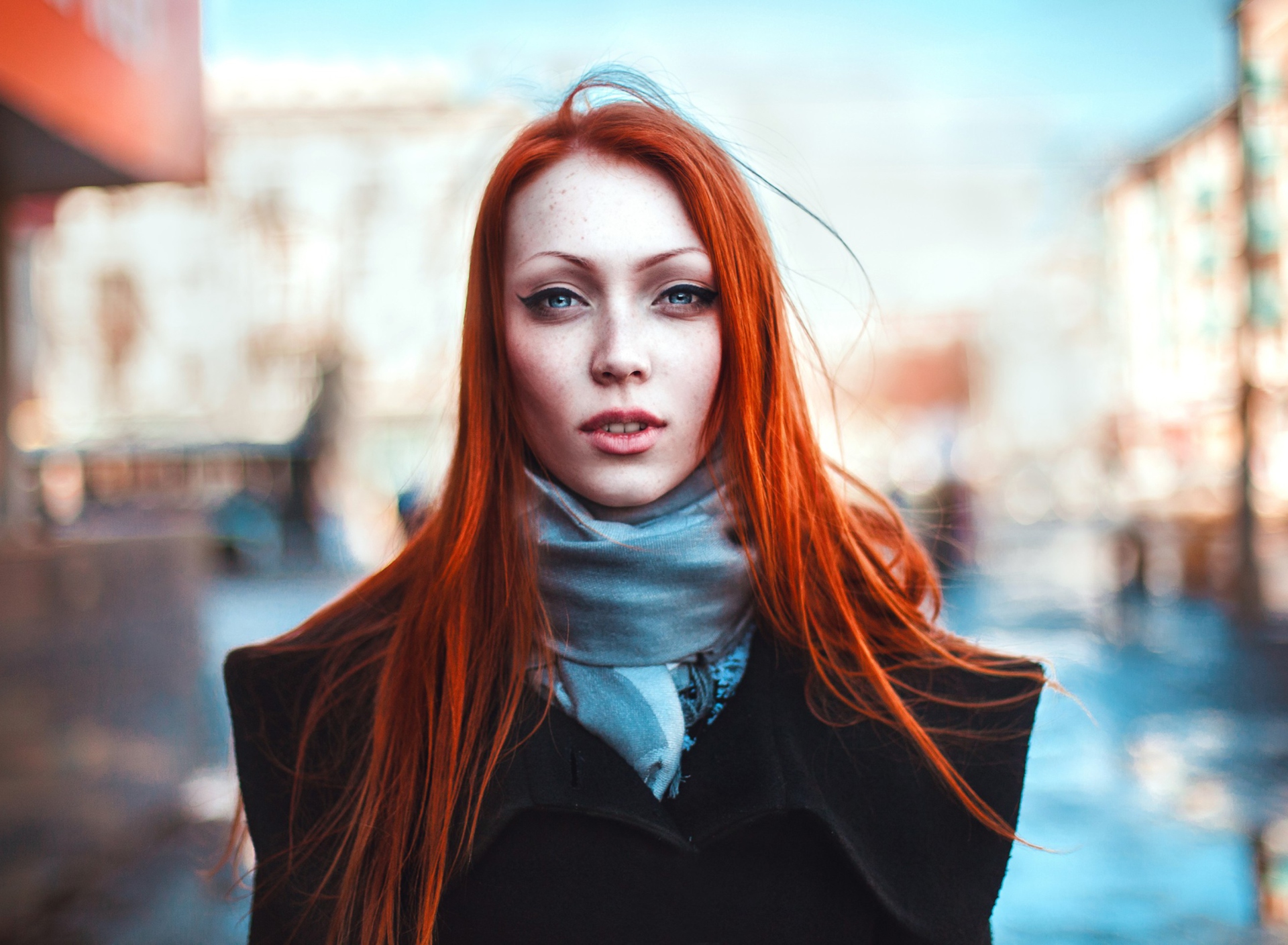 Gorgeous Redhead Girl screenshot #1 1920x1408