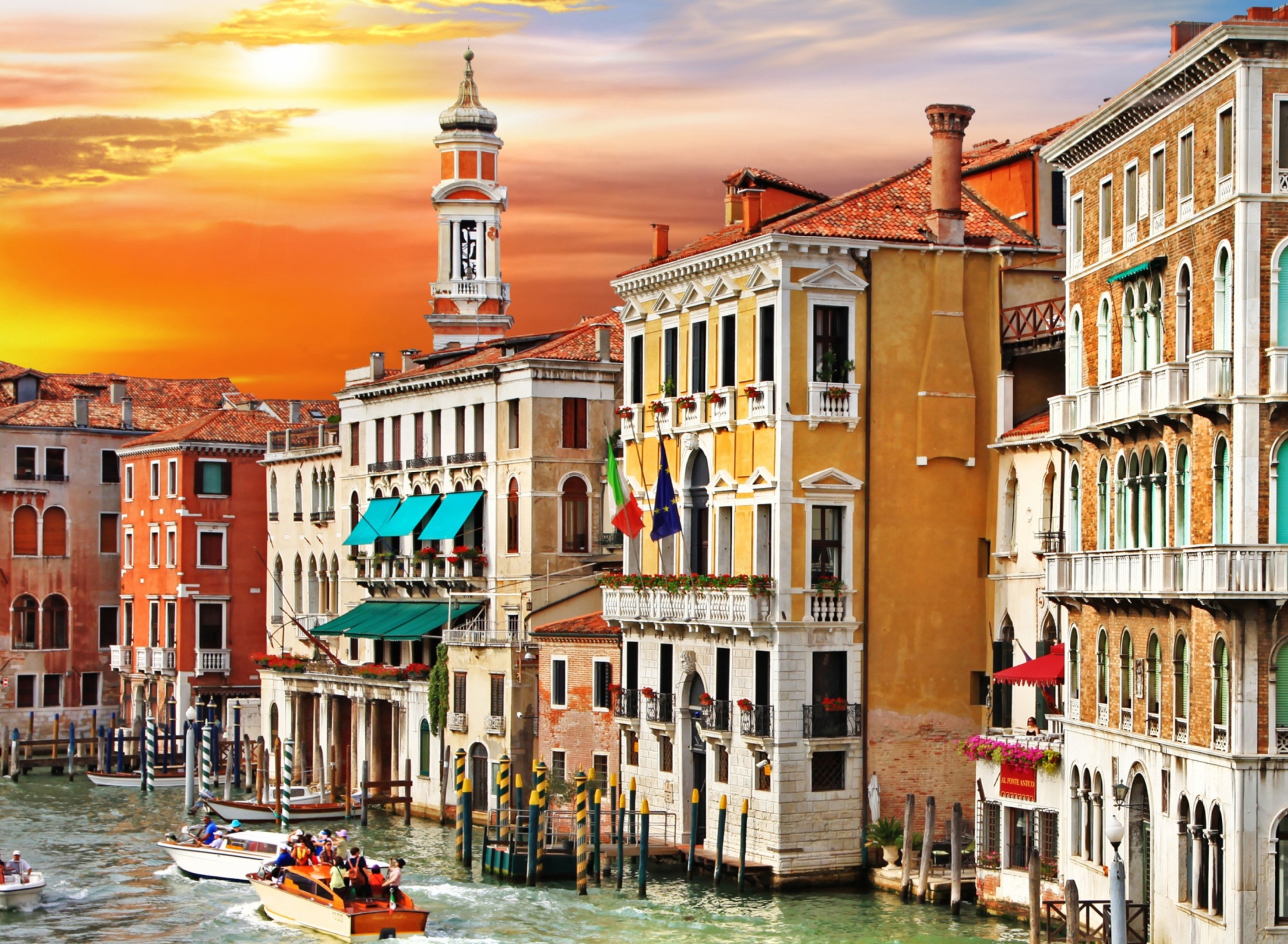 Grand Canal Venice wallpaper 1920x1408