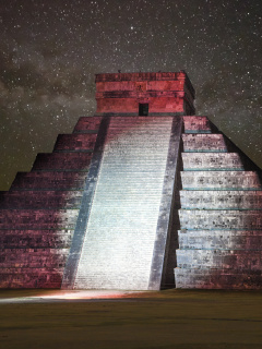 Das Chichen Itza Pyramid in Mexico Wallpaper 240x320