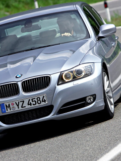 Fondo de pantalla BMW 3 Series E90 325i 240x320