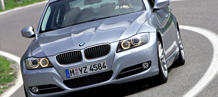 BMW 3 Series E90 325i wallpaper 720x320