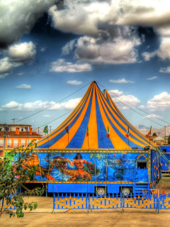 Das Circus Vargas Wallpaper 240x320