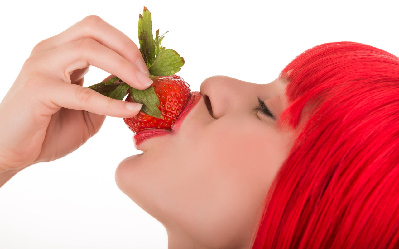 Screenshot №1 pro téma Strawberry Girl 1280x800