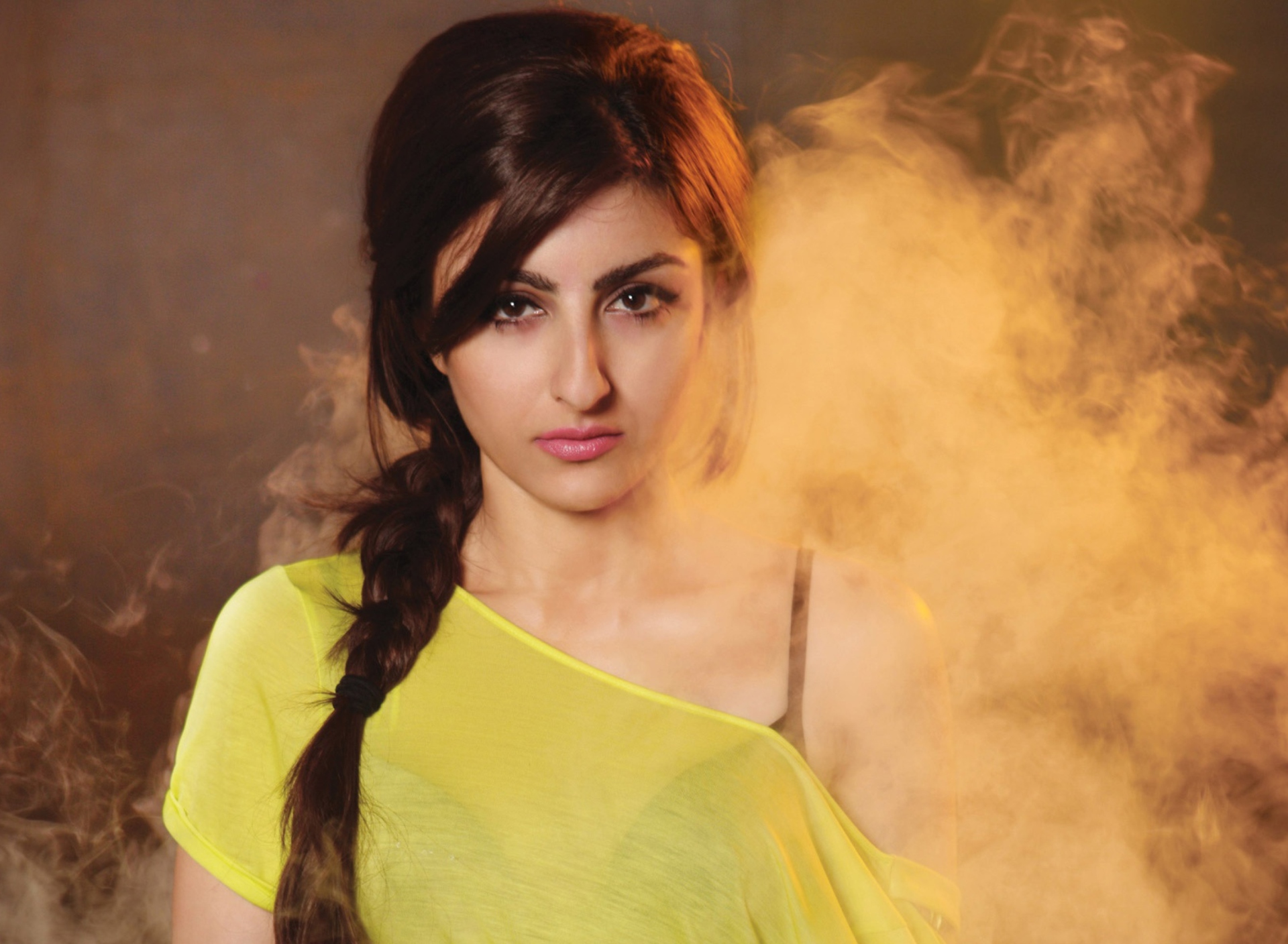 Screenshot №1 pro téma Soha Ali Khan 1920x1408