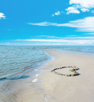 Love Beach - Obrázkek zdarma pro iPhone 6