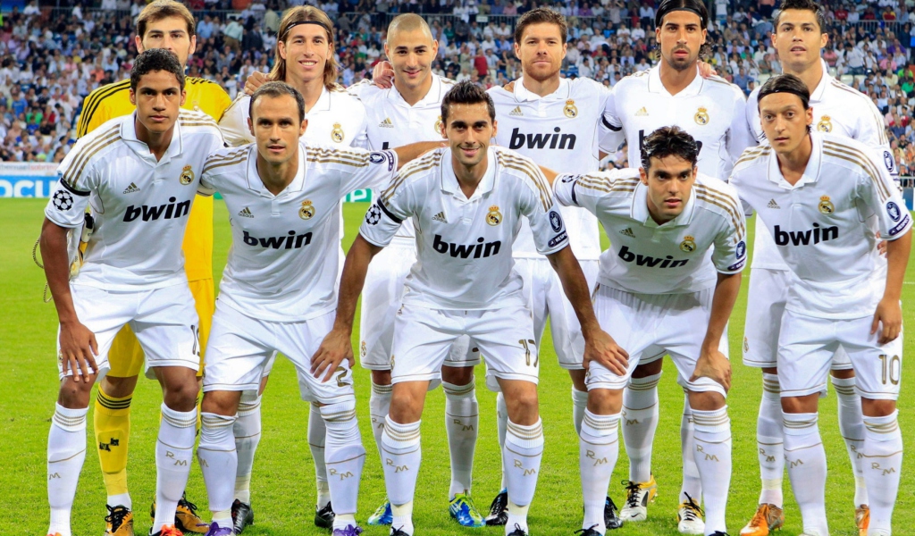 Real Madrid Team screenshot #1 1024x600