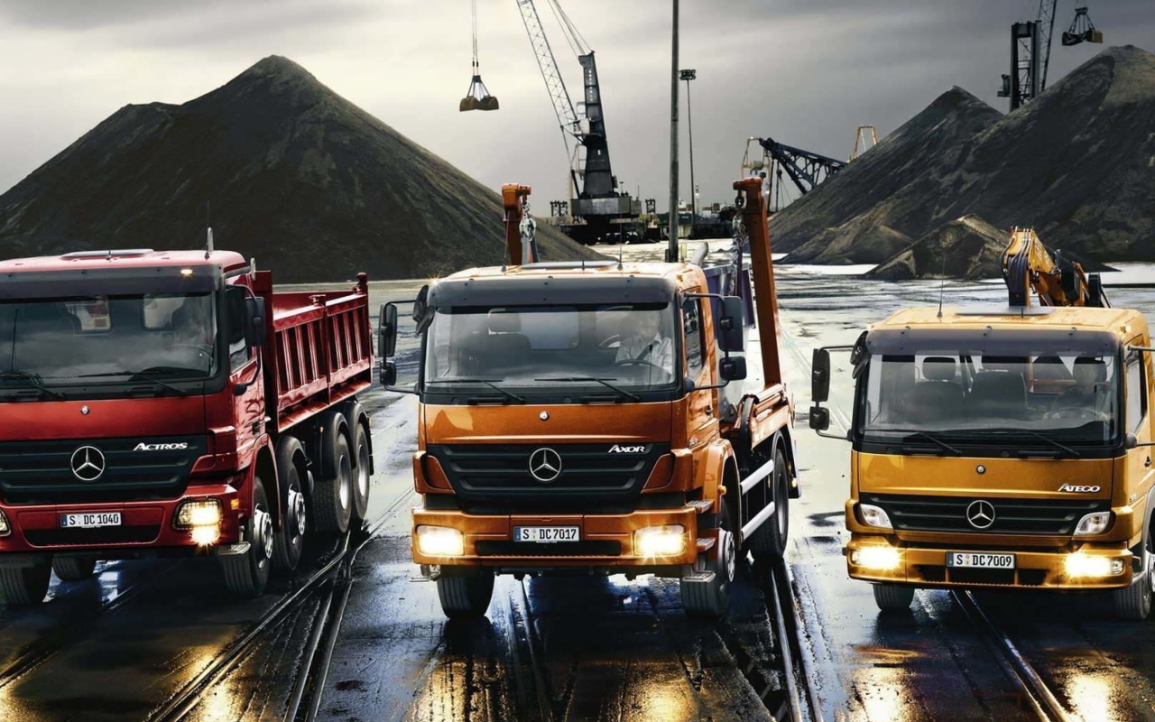 Das Mercedes Trucks Wallpaper 1280x800