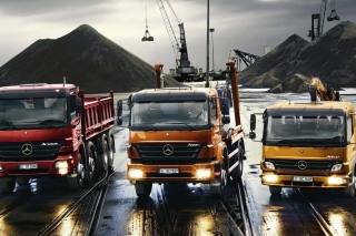 Mercedes Trucks Background for Android, iPhone and iPad