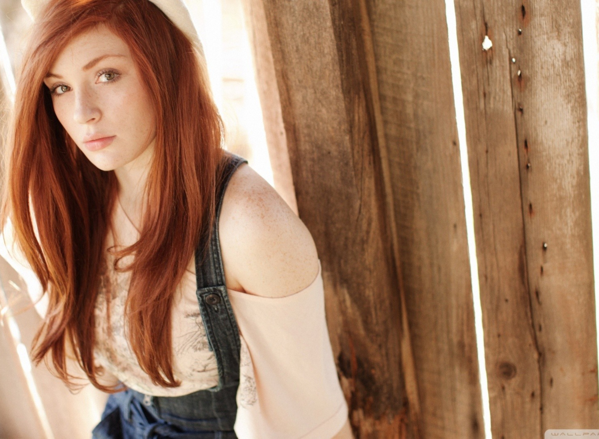 Redhead Country Girl screenshot #1 1920x1408