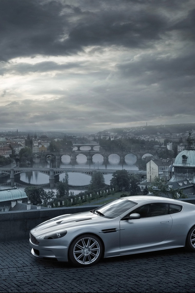 Fondo de pantalla Aston Martin 640x960