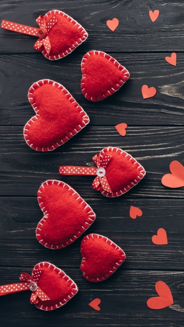 Обои Valentines Love Symbol Hearts 360x640