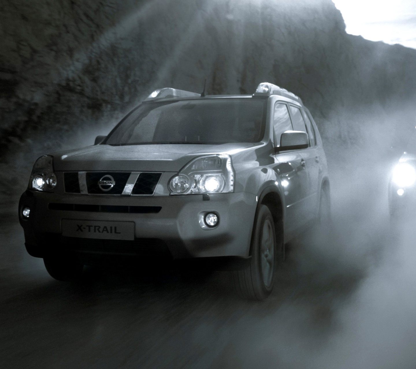 Nissan X-Trail in Fog wallpaper 1440x1280