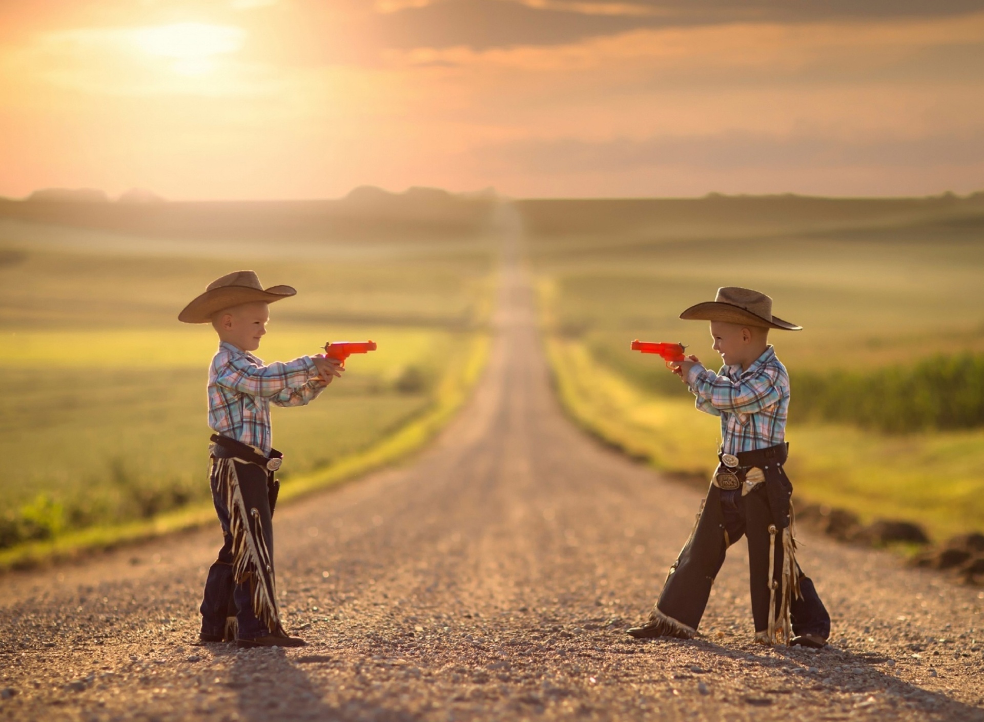 Fondo de pantalla Children cowboys 1920x1408