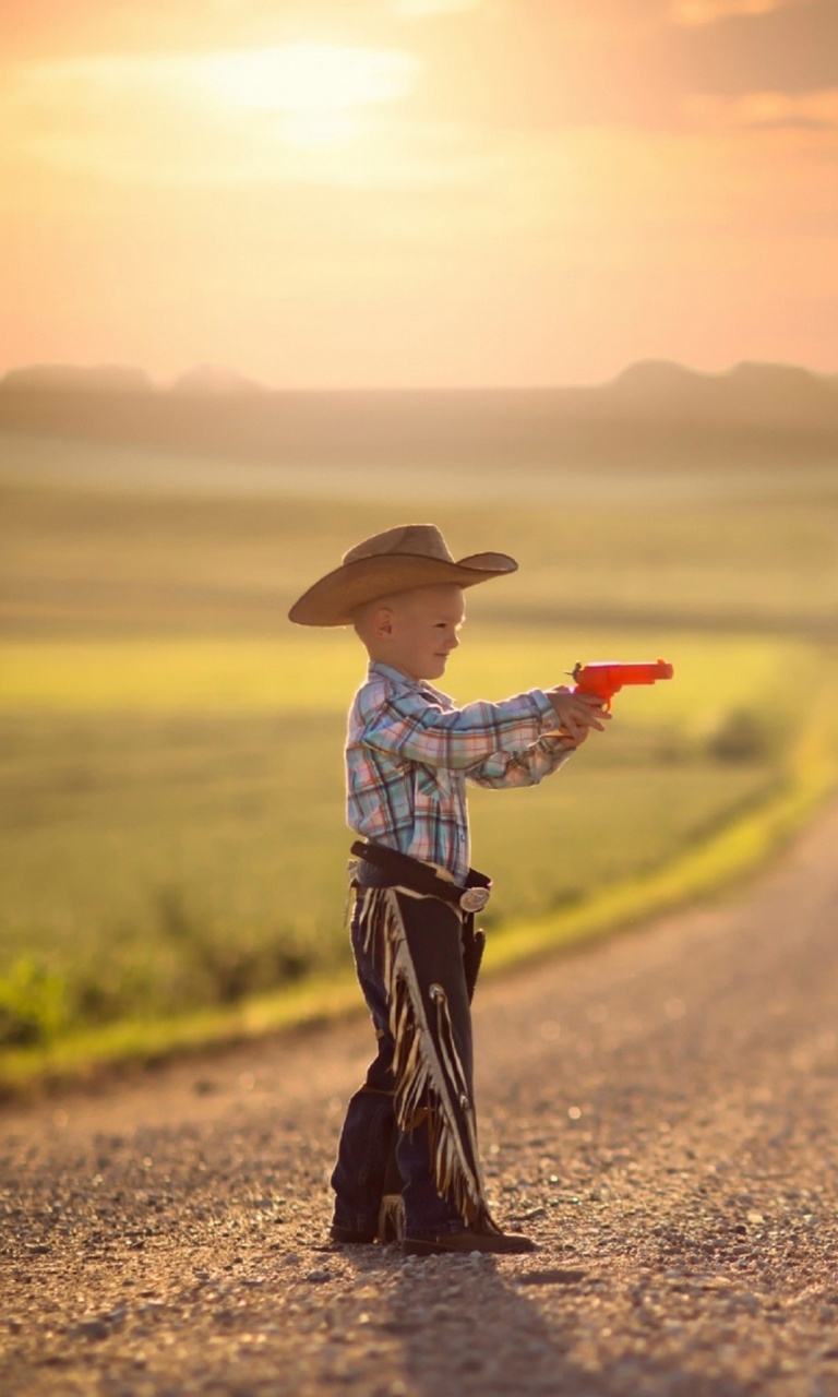 Children cowboys wallpaper 768x1280