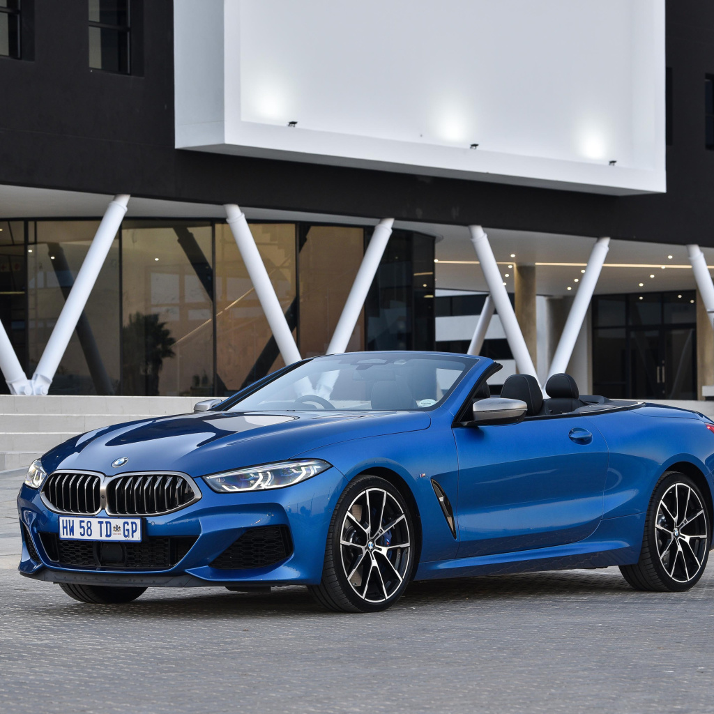 Обои BMW M850i xDrive Cabrio 1024x1024