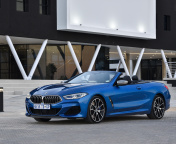 Screenshot №1 pro téma BMW M850i xDrive Cabrio 176x144