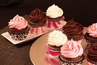 Kostenloses Cupcakes with Creme Wallpaper für Android, iPhone und iPad