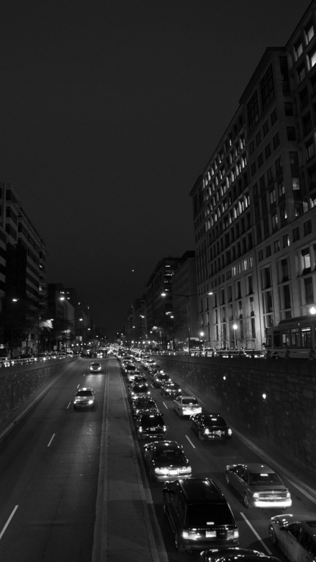 Screenshot №1 pro téma Black And White Cityscapes Lights 1080x1920