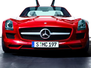 Screenshot №1 pro téma Red Mercedes Sls 320x240