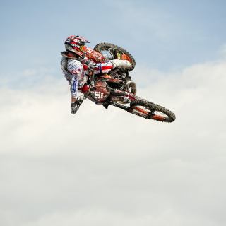 Motorcycle Jump Background for iPad 3