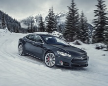 Das Tesla Model S P85D on Snow Wallpaper 220x176