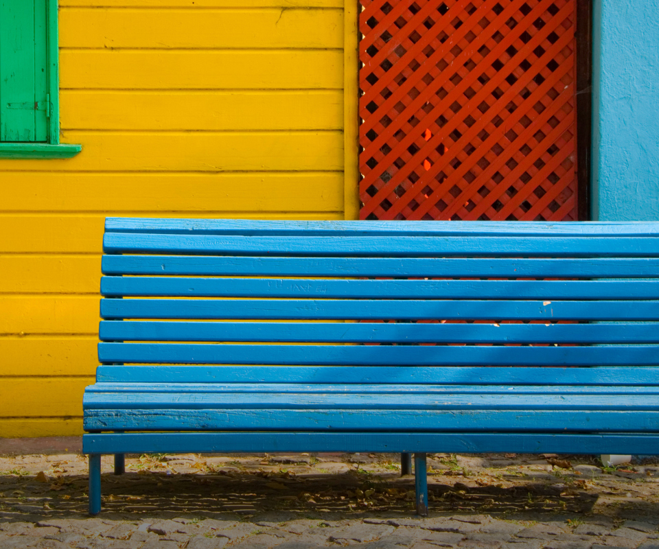 Das Colorful Houses and Bench Wallpaper 960x800